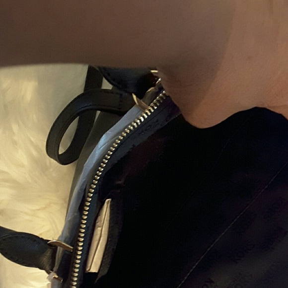 Michael kors Cindy LG Dome Satchel Leather Bag - Picture 4 of 8